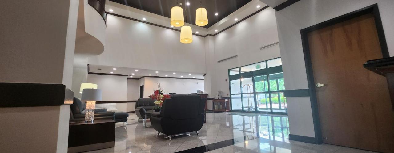 Wingate By Wyndham Houston / Willowbrook Bagian luar foto